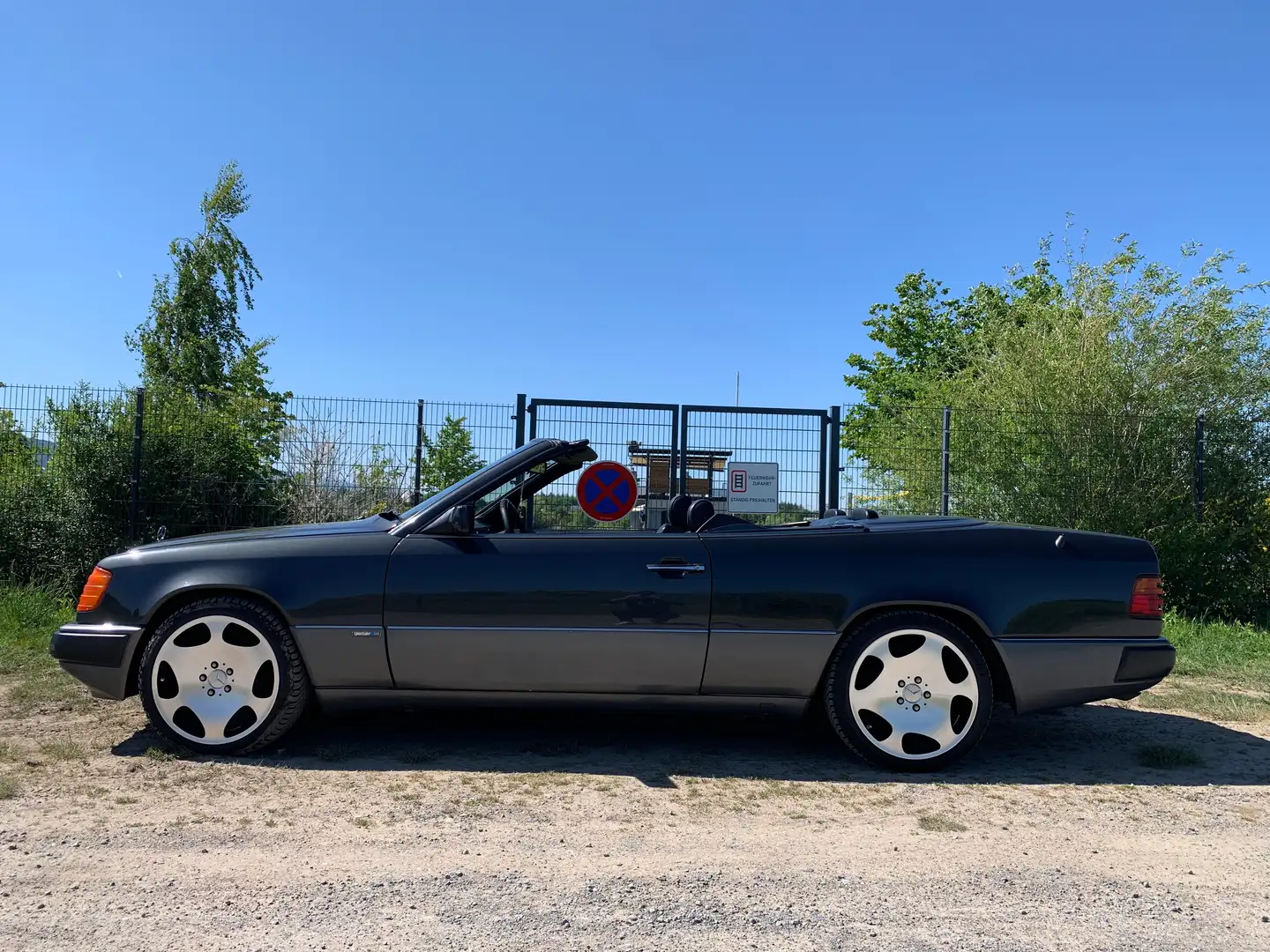 Mercedes-Benz CE 300 E-Klasse Cabrio 24V Schwarz - 2