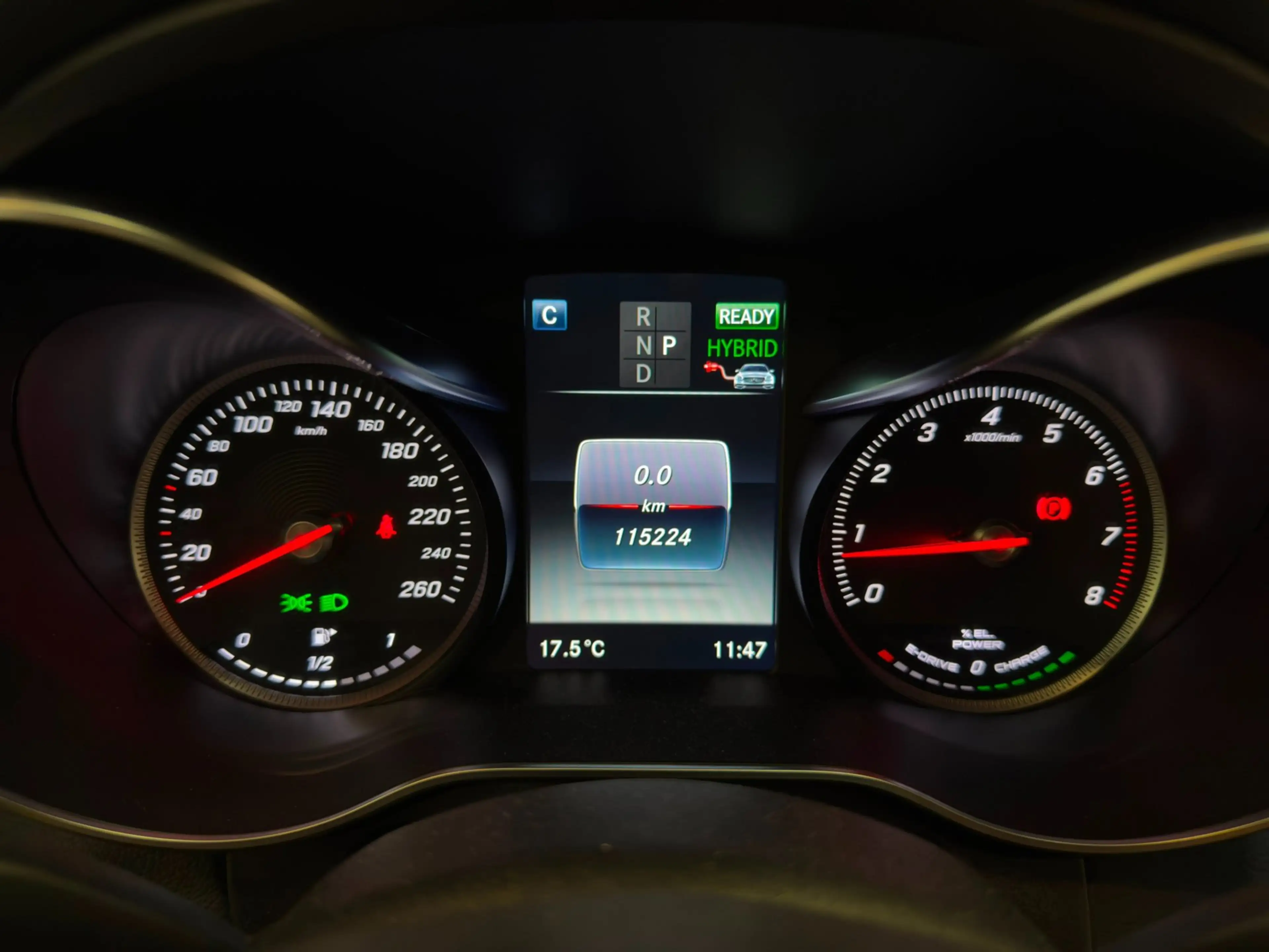 Mercedes-Benz C 350 350e / Pano / Burmester / Distronic / Headup — photo 13