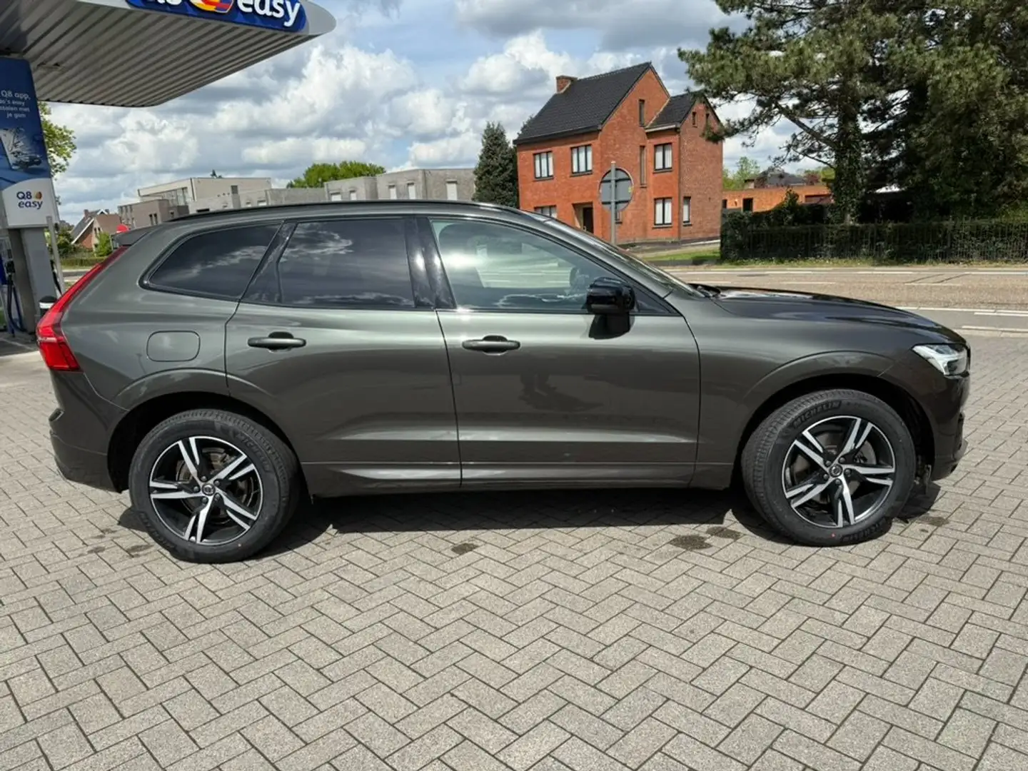 Volvo XC60 XC60 T6 AWD Recharge Geartronic RDesign Groen - 1