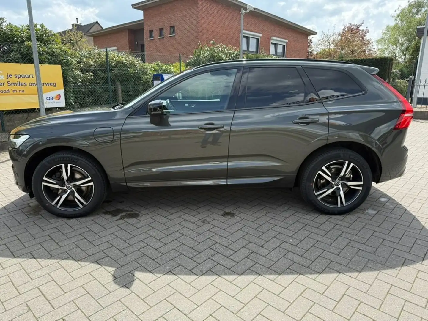 Volvo XC60 XC60 T6 AWD Recharge Geartronic RDesign Groen - 2