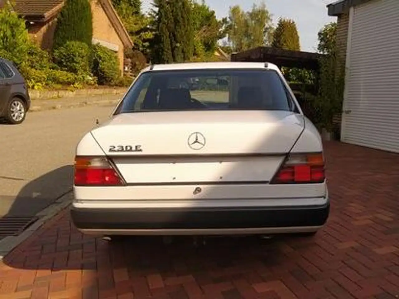Mercedes-Benz E 230 230 E, foto 3
