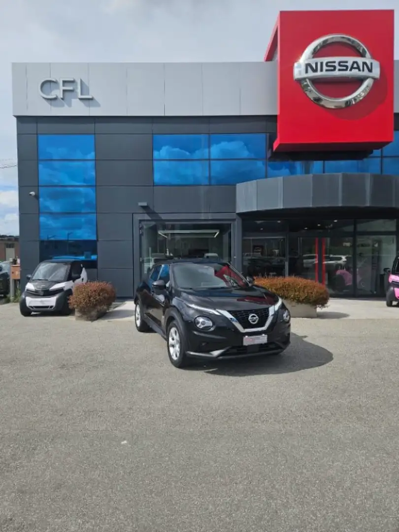 Nissan Juke 1.0 DIG-T 114 CV DCT N-Connecta Zwart - 1