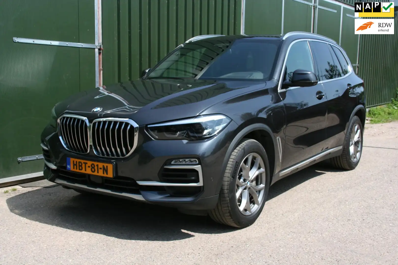BMW X5 XDrive45e High Executive, LEER, NAVI, PANORAMADAK, Grijs - 1