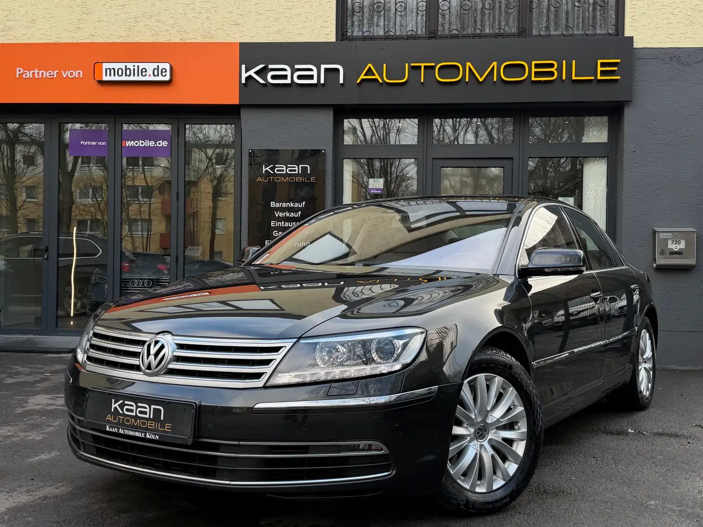 Volkswagen Phaeton V6 TDI 4Motion/LEDER/LUFT/S-DACH/MASSAGE/KAM/NAV Gris - 1