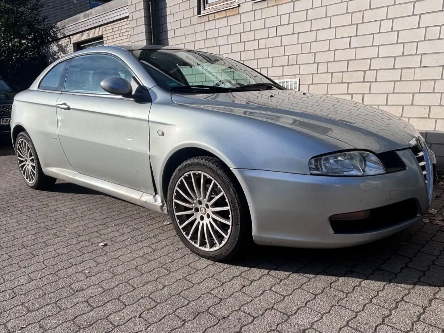 Alfa Romeo GT 2.0 16V JTS Progression AlfaRomeo Scheckheft Plateado - 1