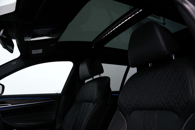 BMW 540 i xDrive M Sport LED/HUD/H&K/PANO/ACC/MEMORY — photo 12