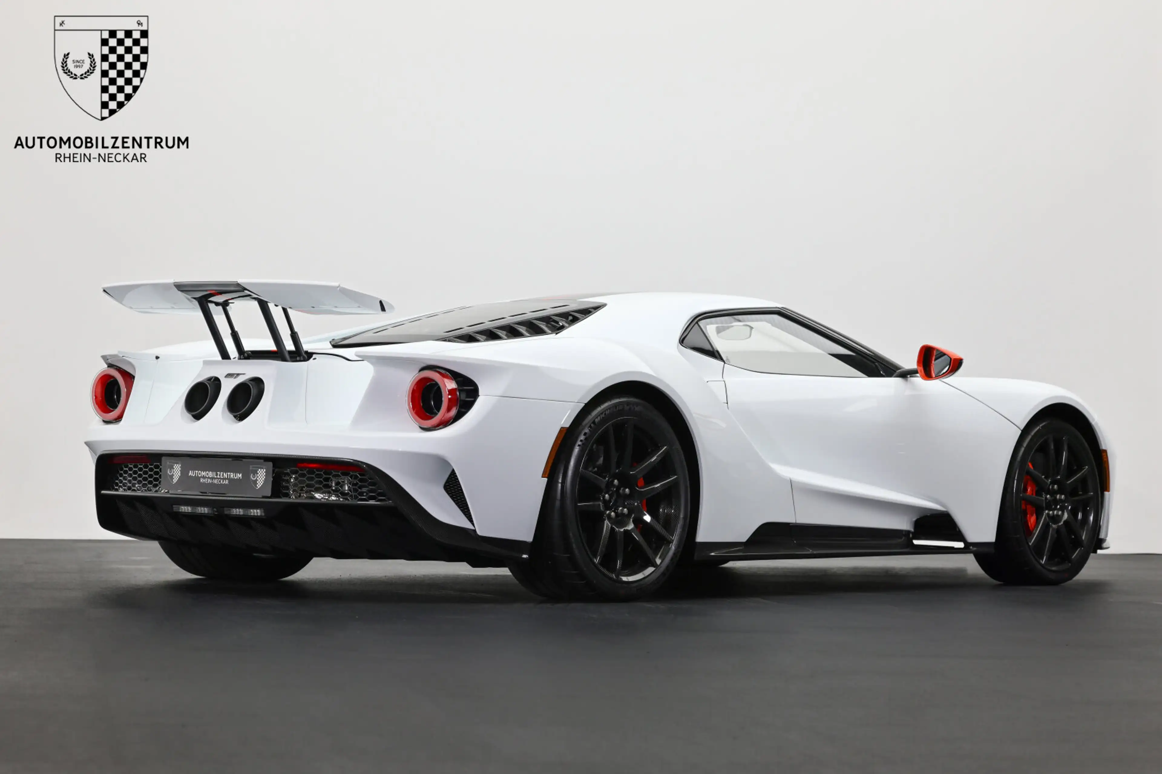 Ford GT GT Carbon Series Titan/AccentPack/Sammlerzustand — photo 7