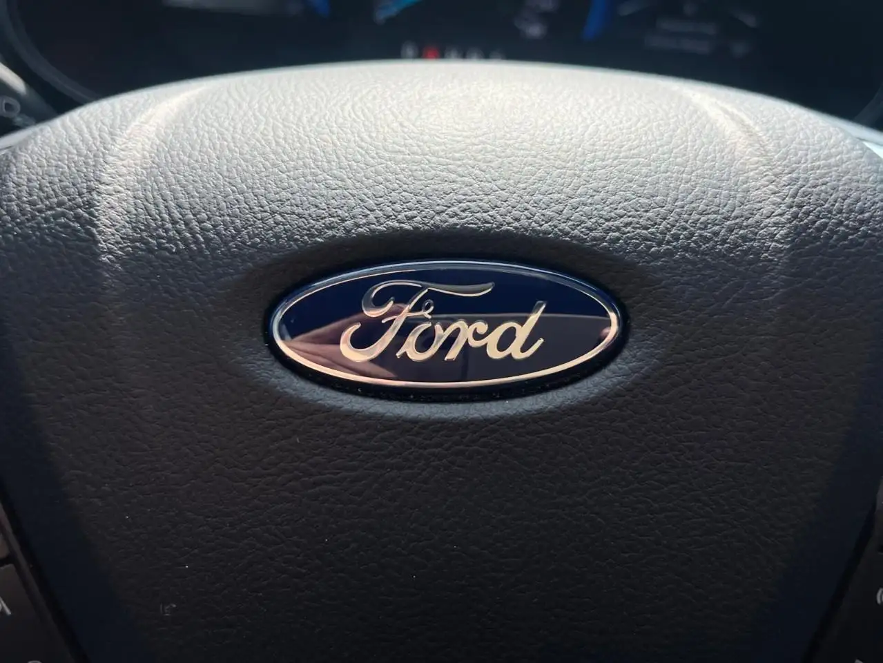 Ford Edge снимка Ford Edge