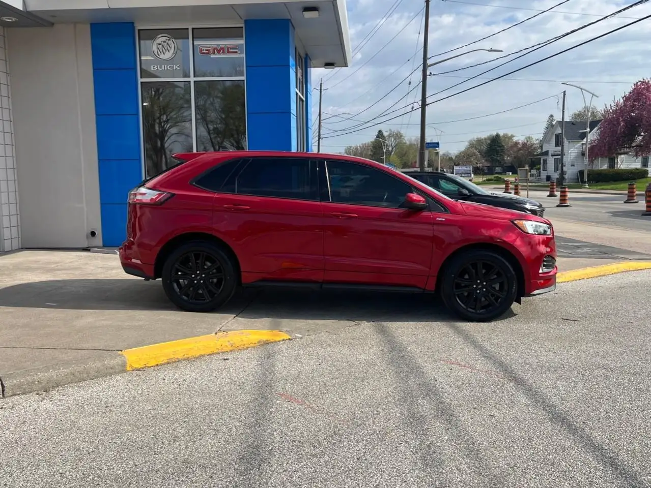 Ford Edge снимка Ford Edge