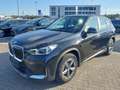 BMW X1 20dxA SPORTSITZ+NAVI+LED+SLI+SHZ+LHZ+BT+APPLE Schwarz - thumbnail 1