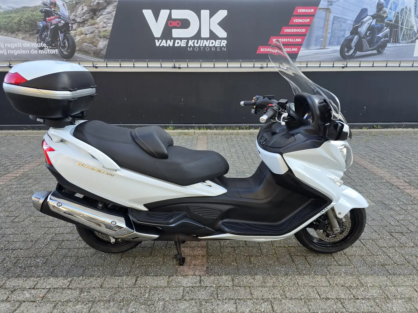 Suzuki Burgman 650 AN ABS EXECUTIVE Alb - 1