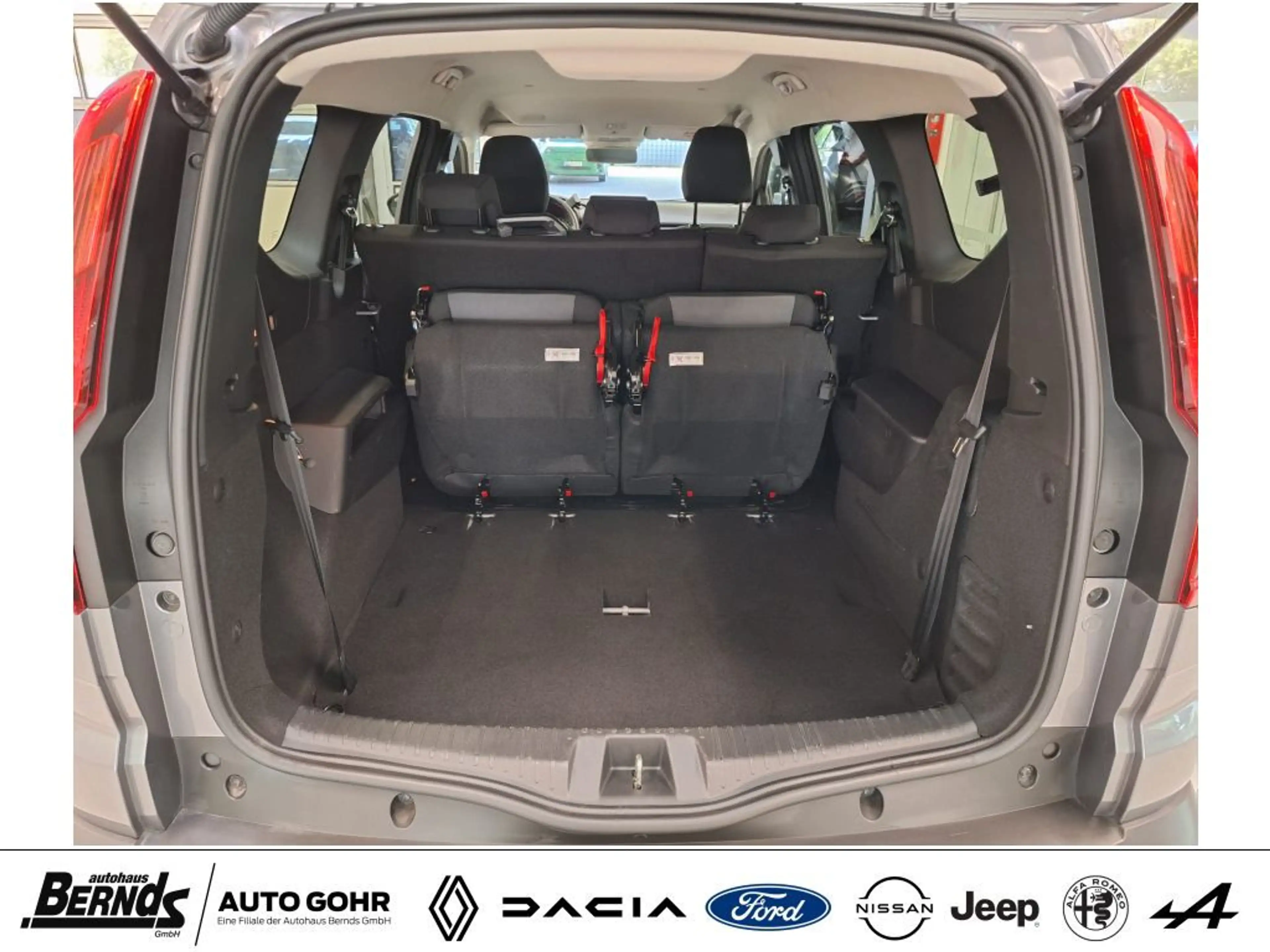 Dacia Jogger TCe 110 (7-Sitzer) Extreme Navi City SHZ uvm. — photo 8