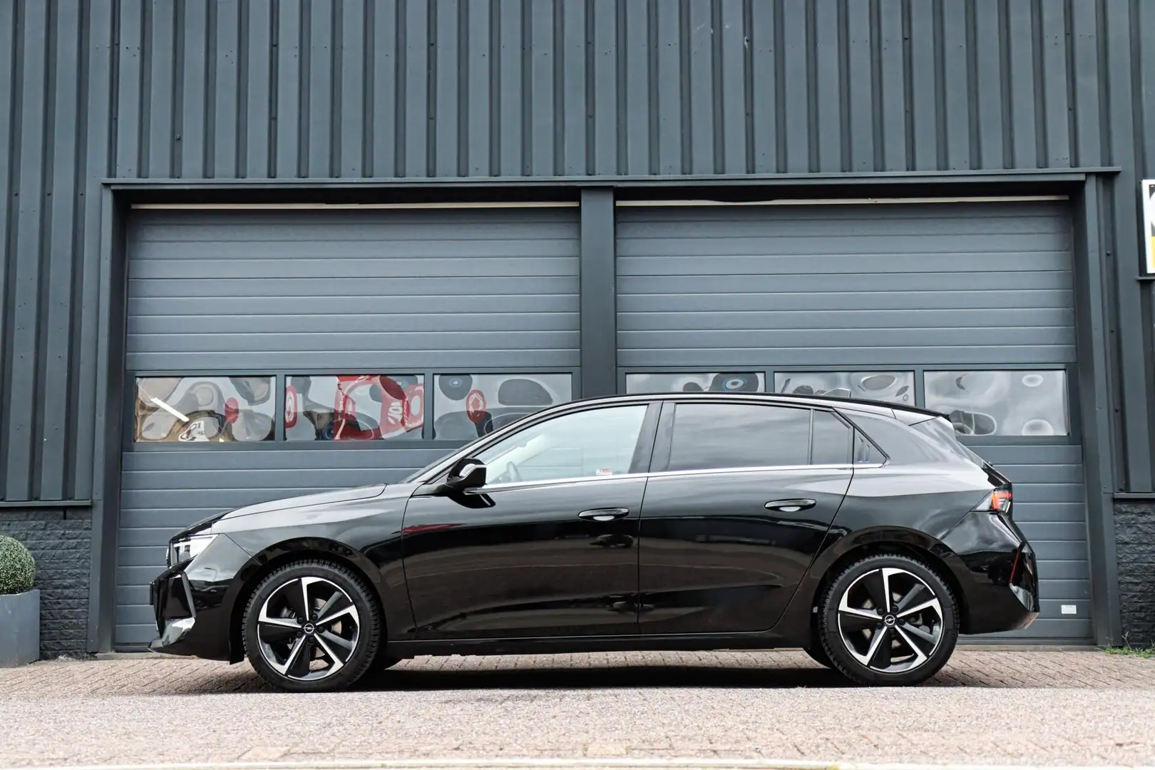 Opel Astra 1.2 Turbo Elegance /LED/CARPLAY/CAMERA/KEYLESS/ACC Noir - 2