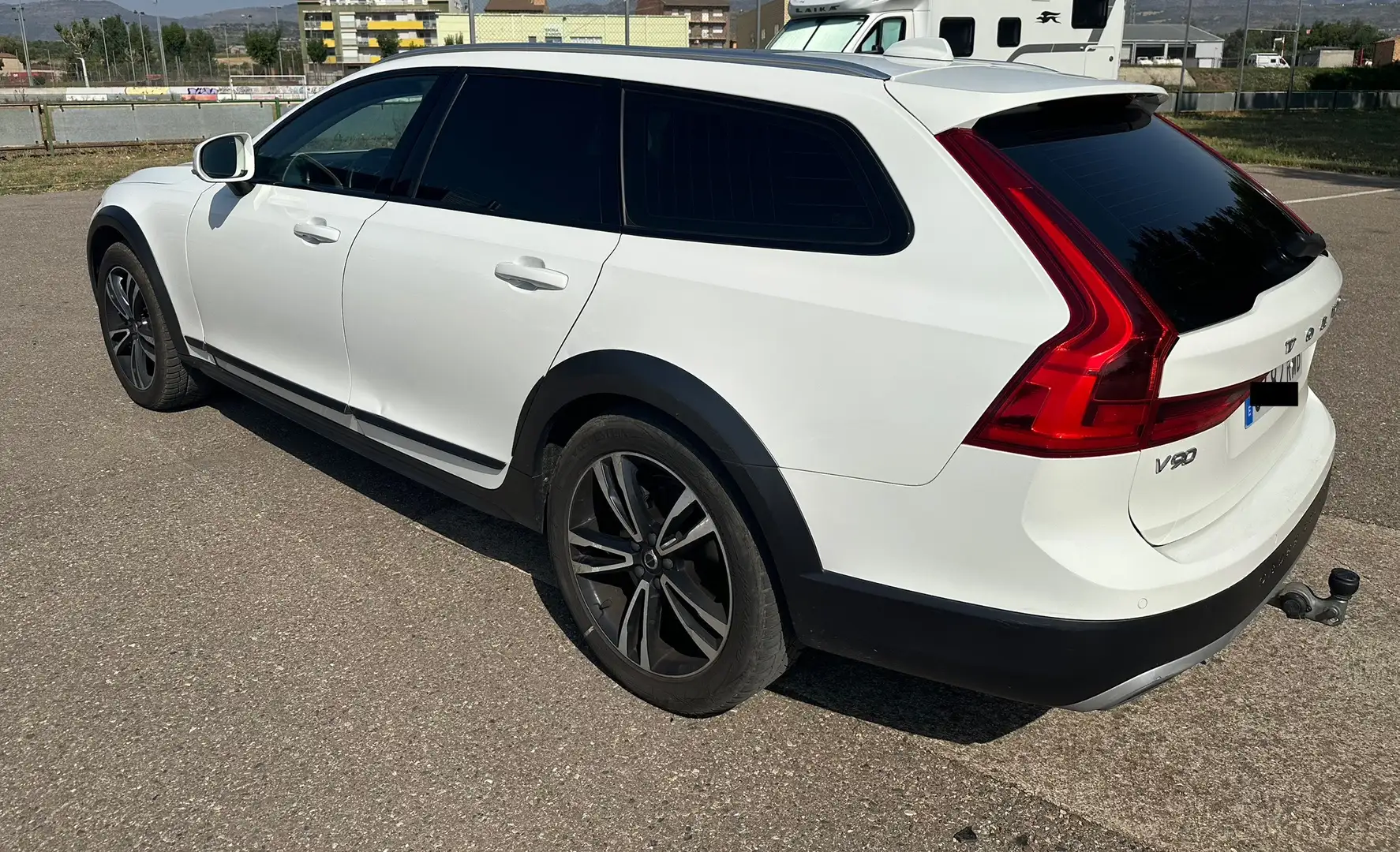 Volvo V90 Cross Country D4 Pro AWD Aut. Blanco - 2