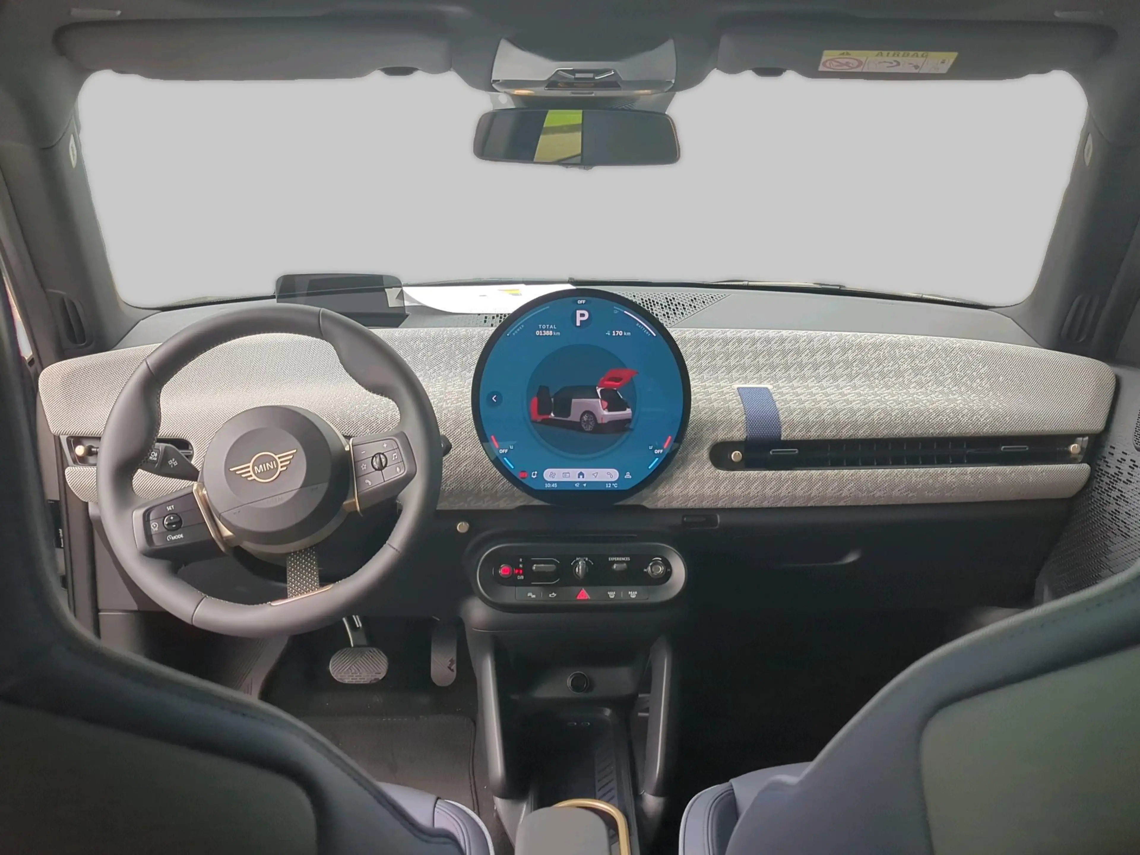 MINI Cooper E Favoured Trim — photo 13
