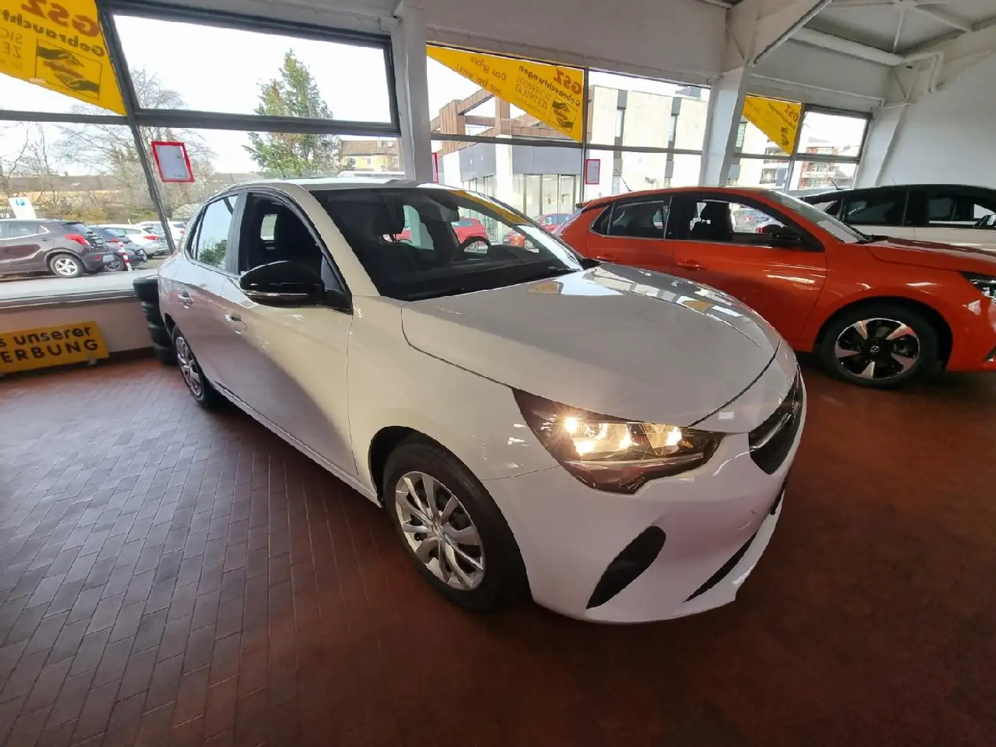 Opel Corsa Edition Multimedia Navi Winterräder Blanc - 2