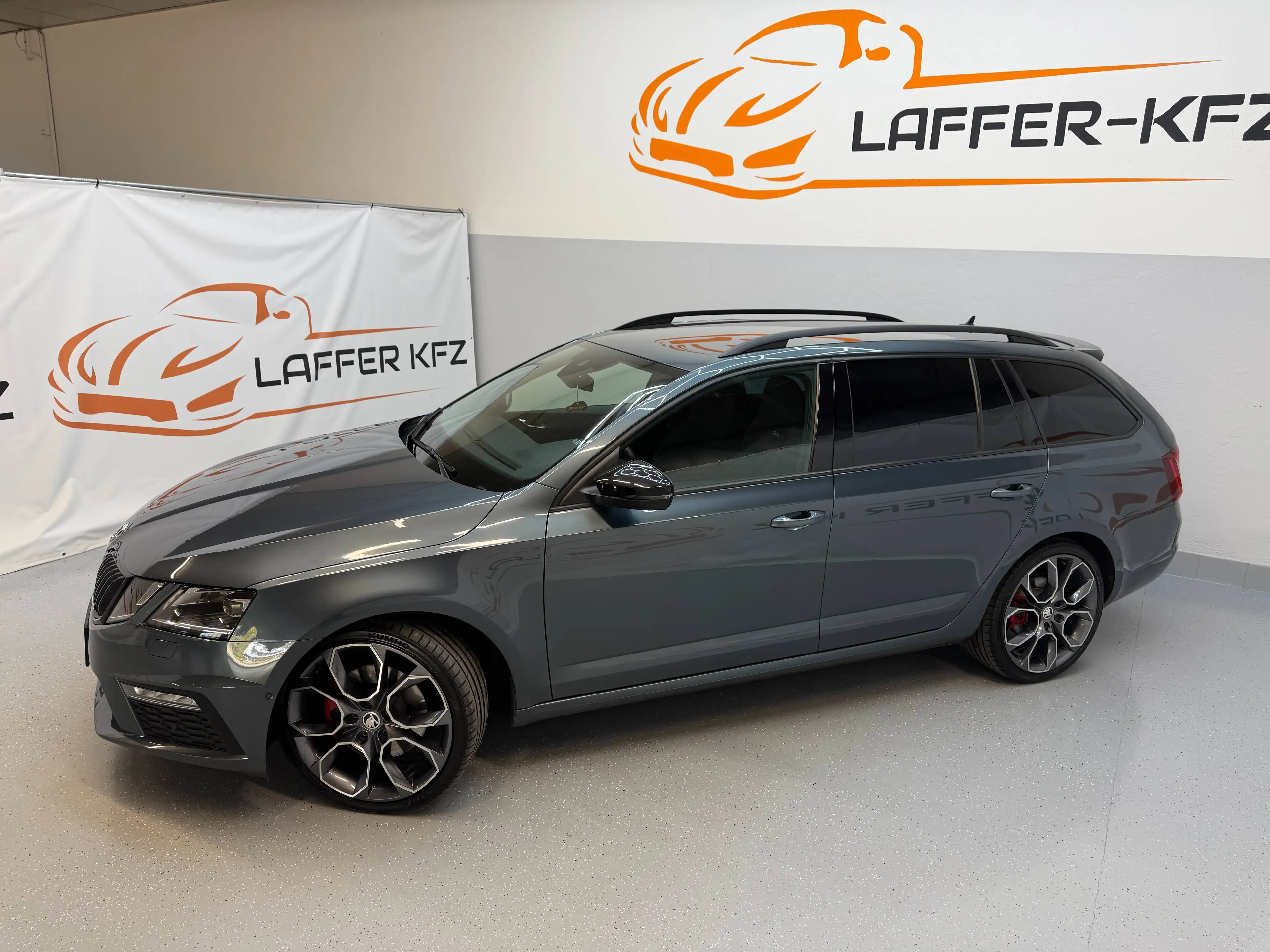 Skoda Octavia Combi RS 4x4 2,0 TDI DSG SITZHZG LENKHZG AHK ACC PDC — photo 2
