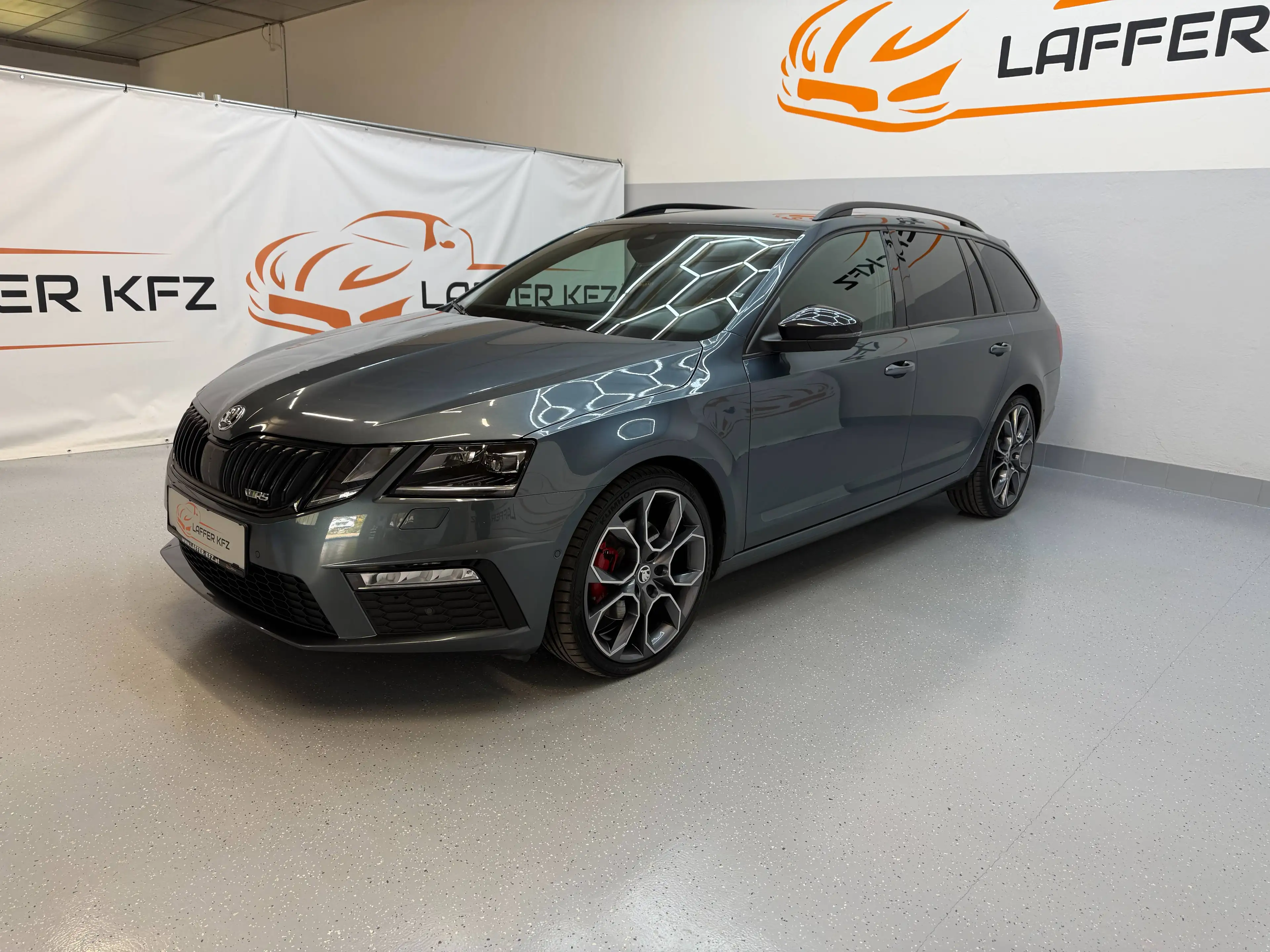 Skoda Octavia Combi RS 4x4 2,0 TDI DSG SITZHZG LENKHZG AHK ACC PDC — photo 8