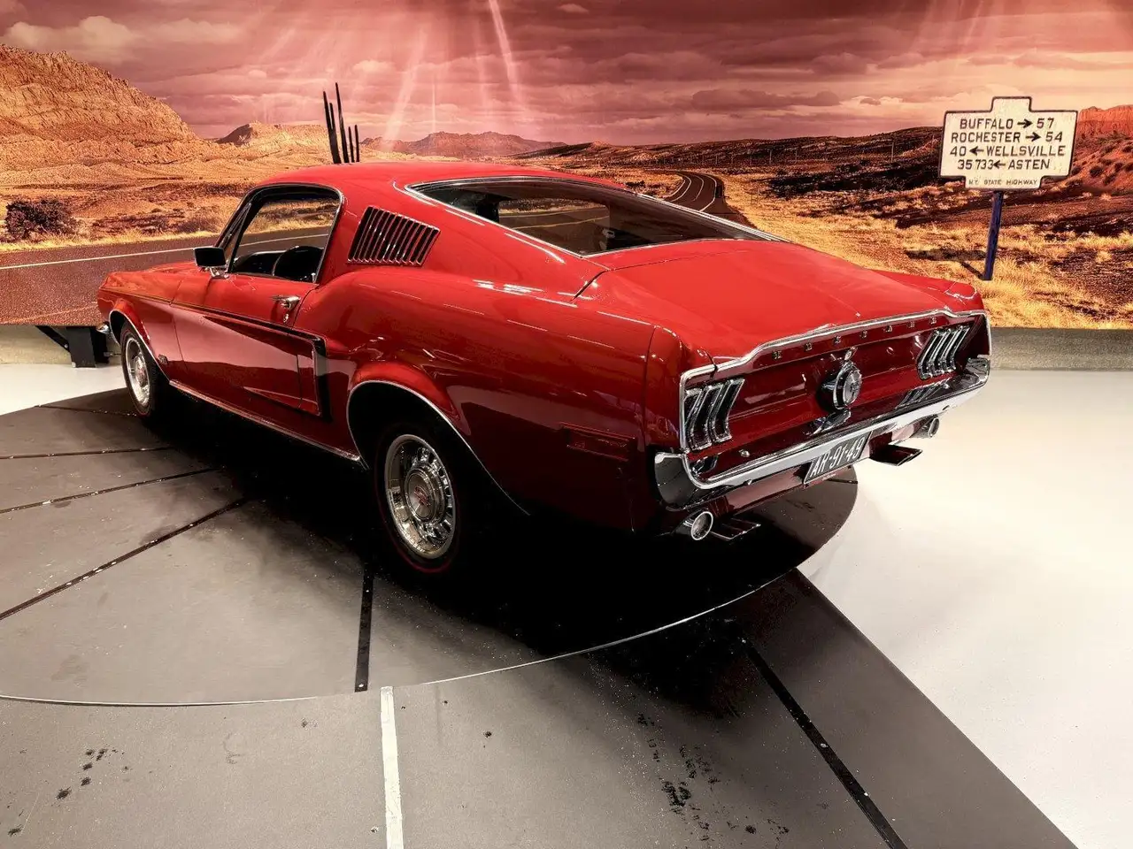 Ford Mustang Fastback, foto 4