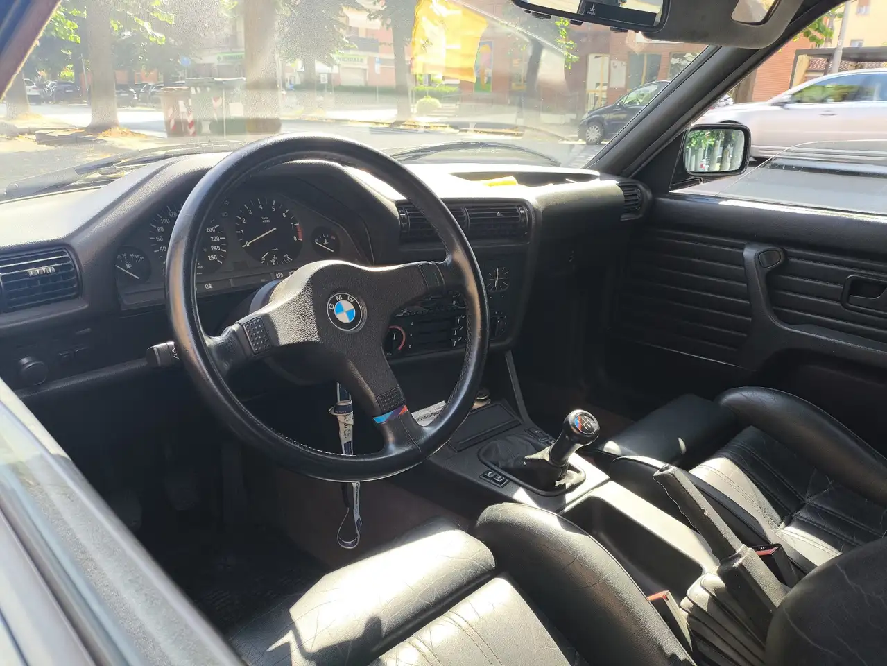 BMW 320is, foto 7