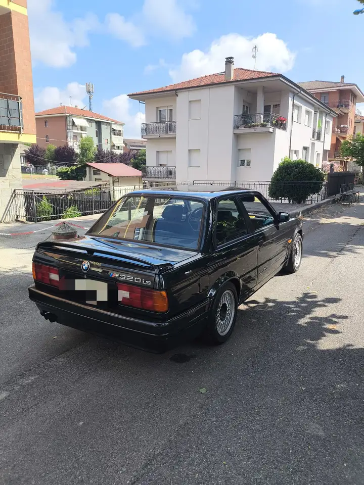 BMW 320is, foto 4