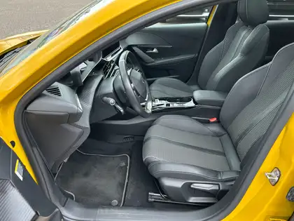 Annonce voiture d'occasion Peugeot e-208 - CARADIZE