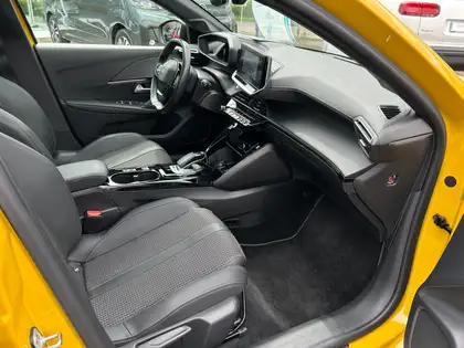 Annonce voiture d'occasion Peugeot e-208 - CARADIZE