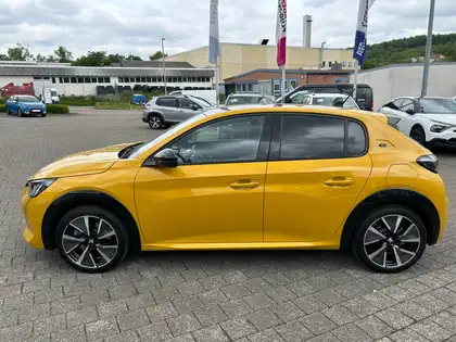 Annonce voiture d'occasion Peugeot e-208 - CARADIZE