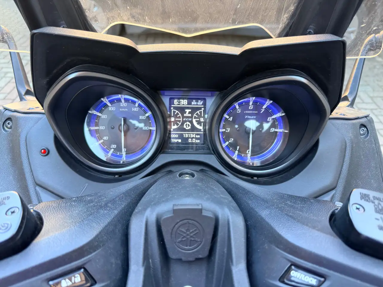 Yamaha Tmax 560