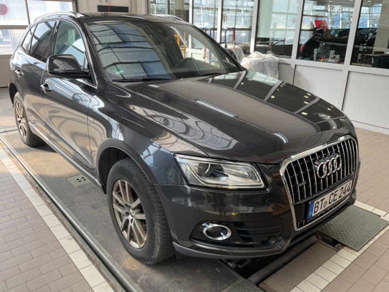 Audi Q5 3.0 TDI Quattro S-LINE