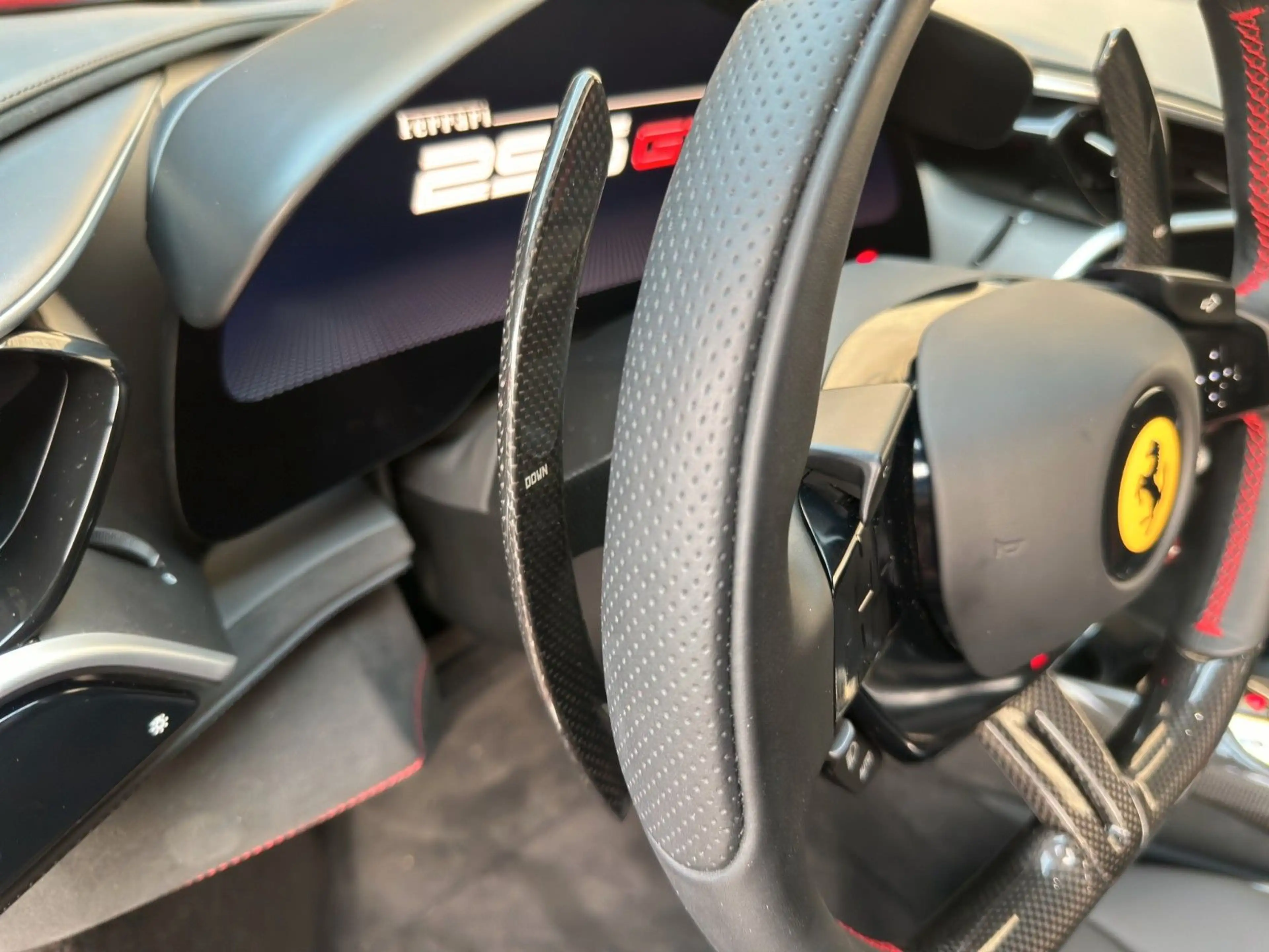 Ferrari 296 GTB *Lift* *Racing Sitze* *PPF* — photo 15