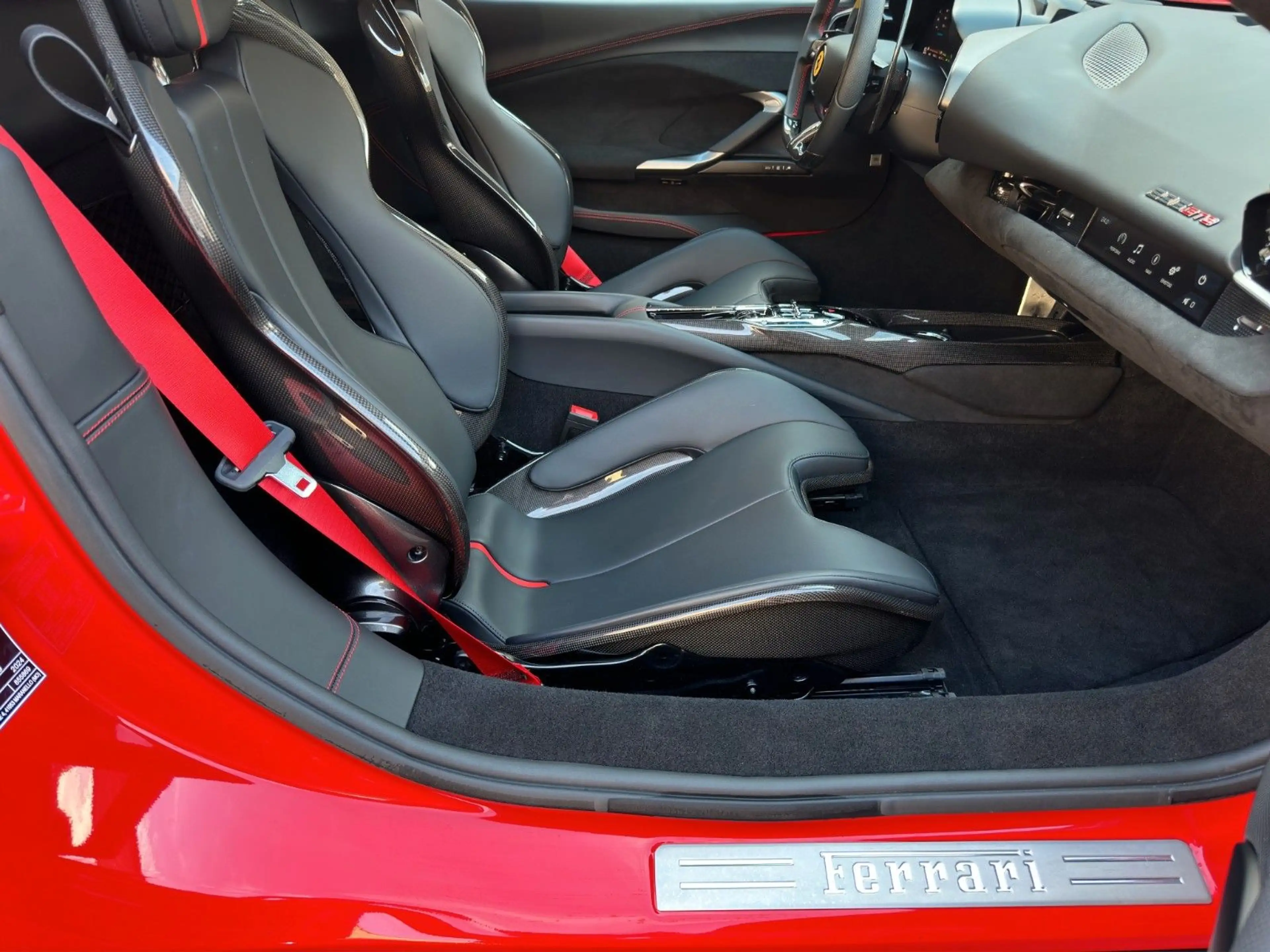Ferrari 296 GTB *Lift* *Racing Sitze* *PPF* — photo 11