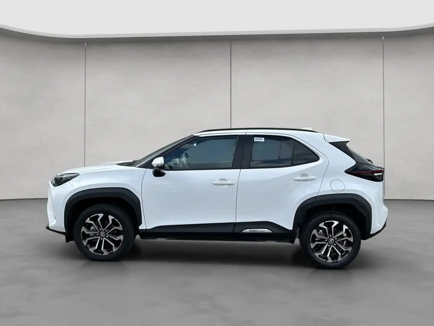 Toyota Yaris Cross Hybrid 1.5 VVT-i Teamplayer 5-türig Білий - 2