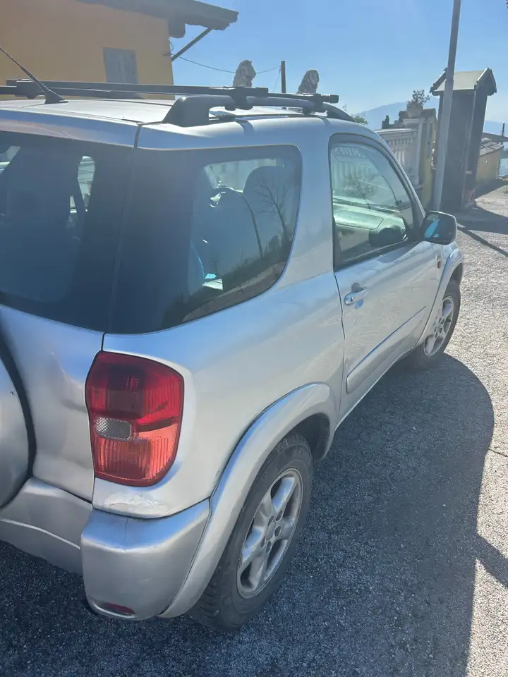 Toyota Rav4 II 2001 RAV4 3p 2.0 d-4d 16v Sol, foto 3