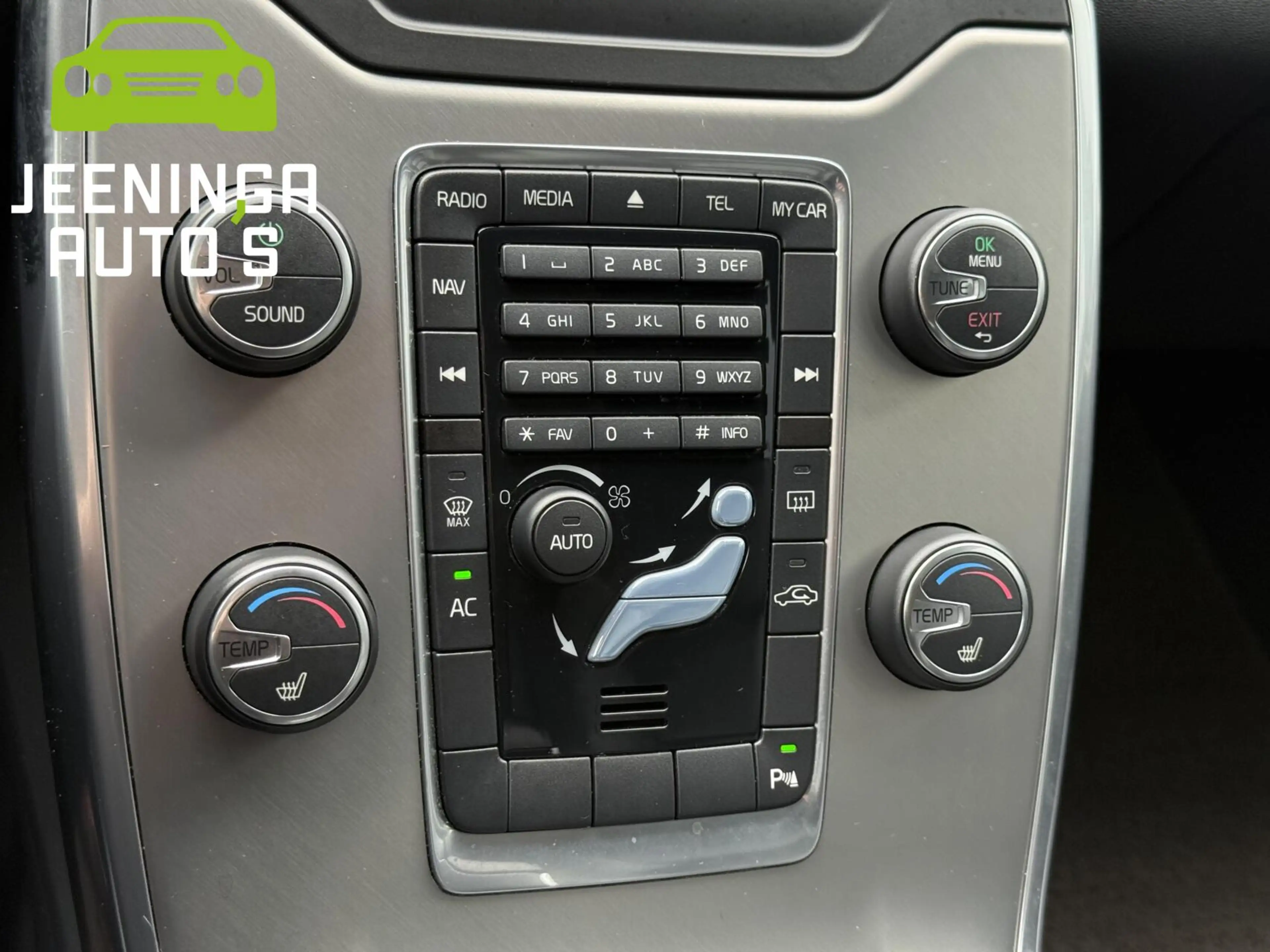 Volvo V70 1T4 Limited Edition|afn.Trekhaak|Stoelverwarming|N — photo 16