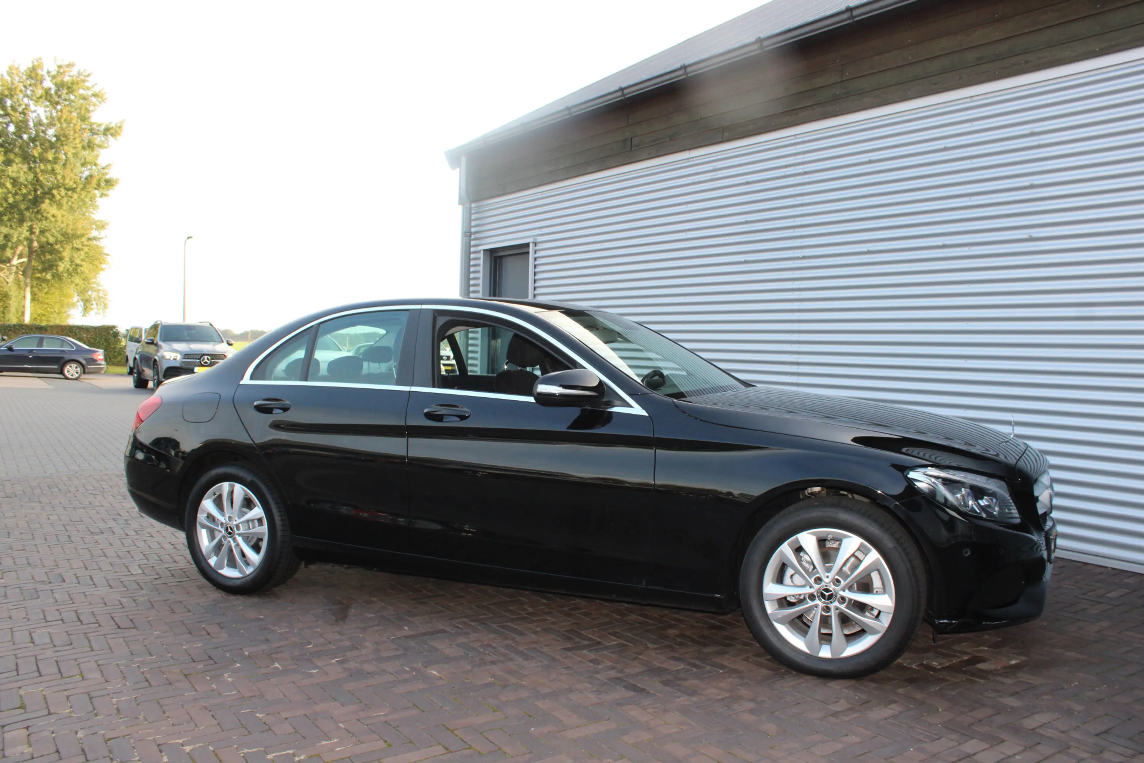 Mercedes-Benz C 180 Edition — photo 14