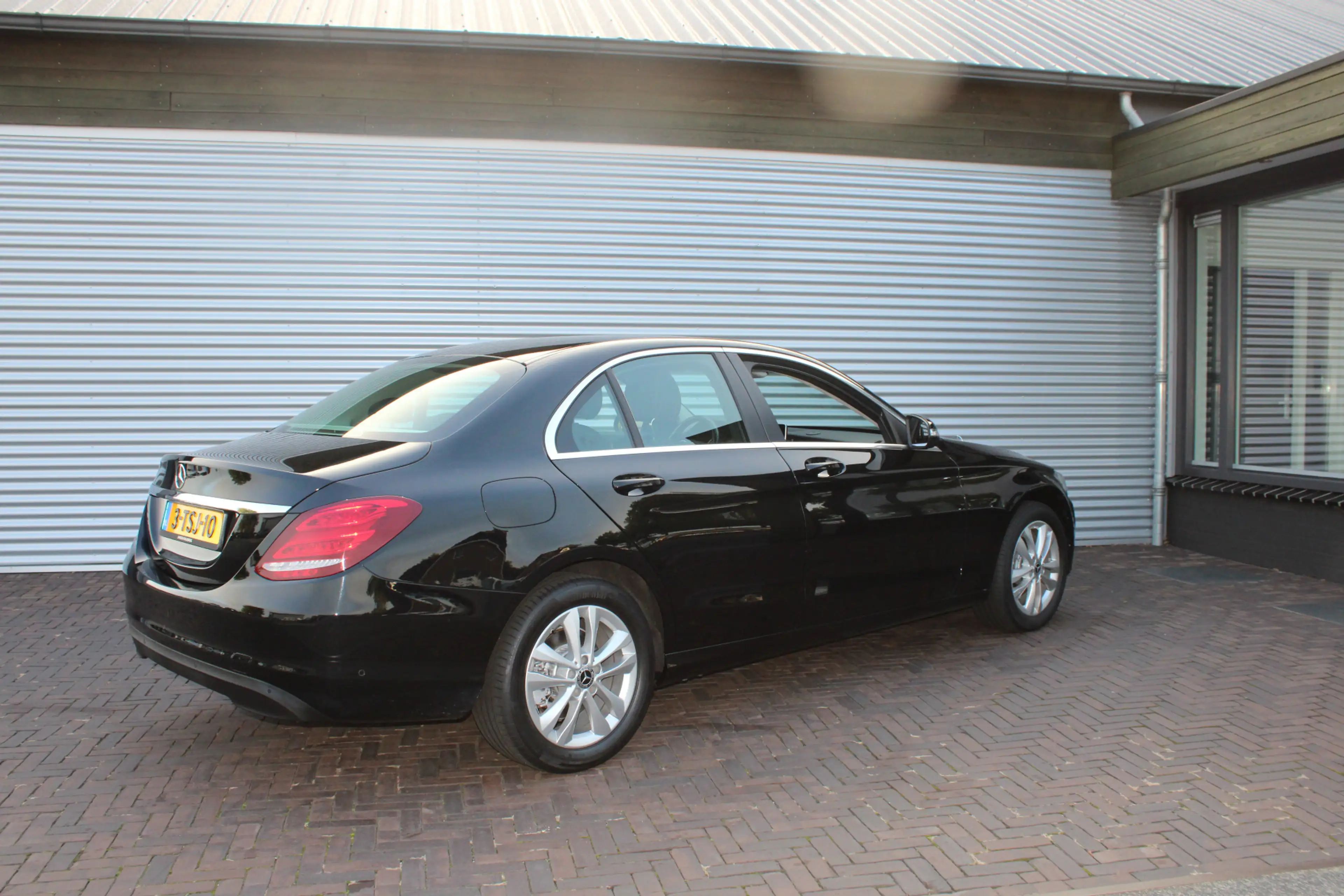 Mercedes-Benz C 180 Edition — photo 13