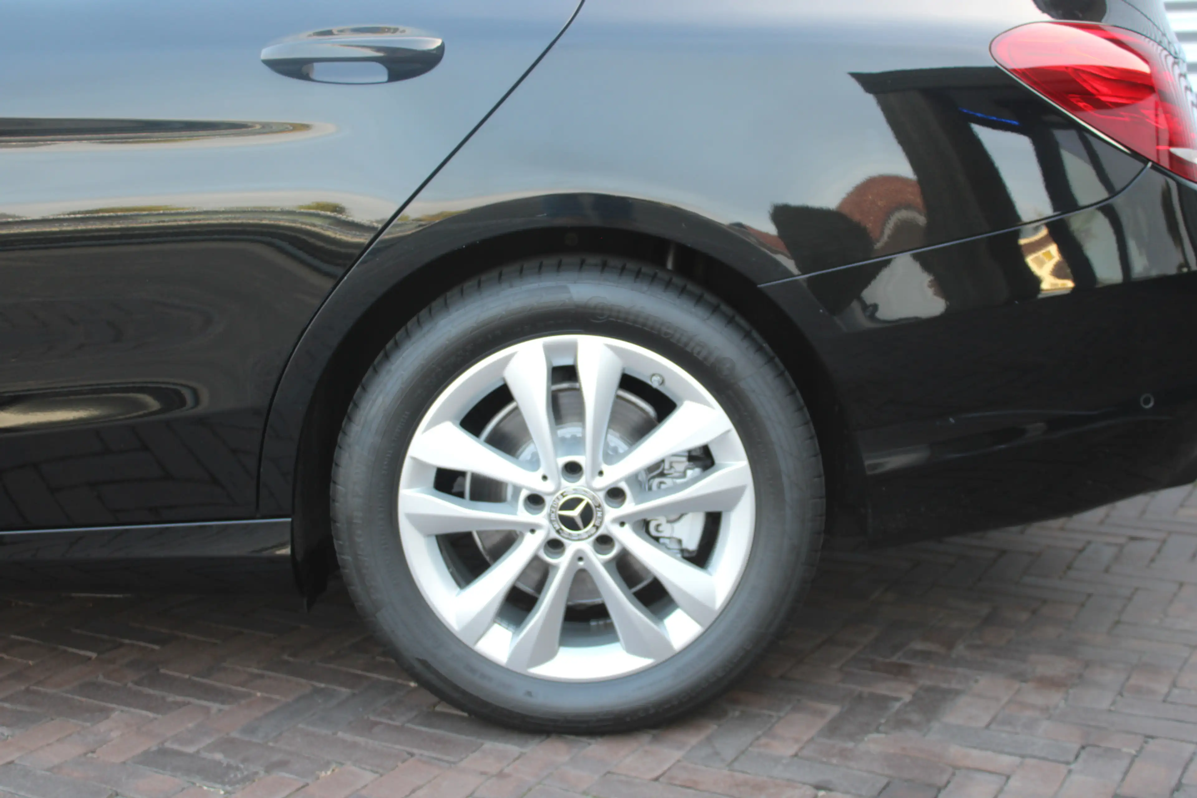 Mercedes-Benz C 180 Edition — photo 8