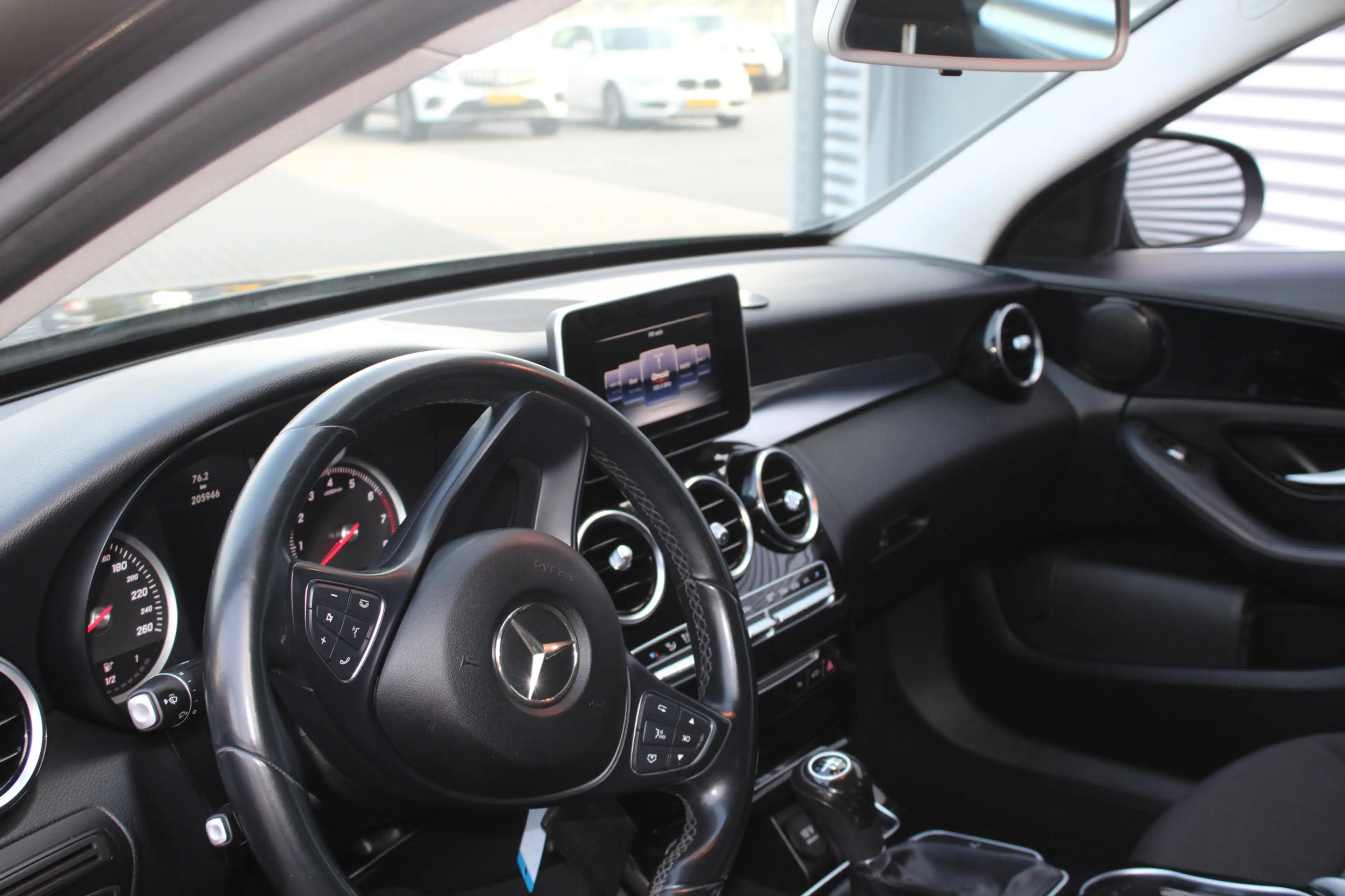 Mercedes-Benz C 180 Edition — photo 10