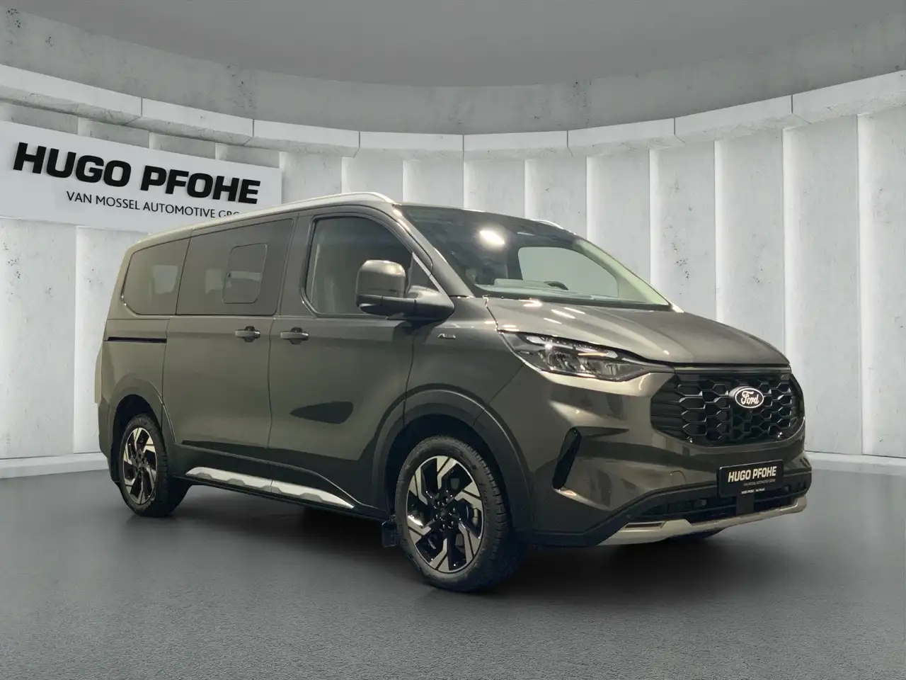 Ford Tourneo Custom Active 2.0 EcoBlue 125kW 320 L1 Auto Van. 5-türig 7