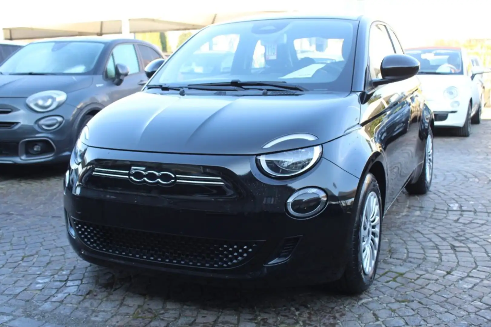 Fiat 500e Action Berlina 23,65 kWh NEOPATENTATI Nero - 1