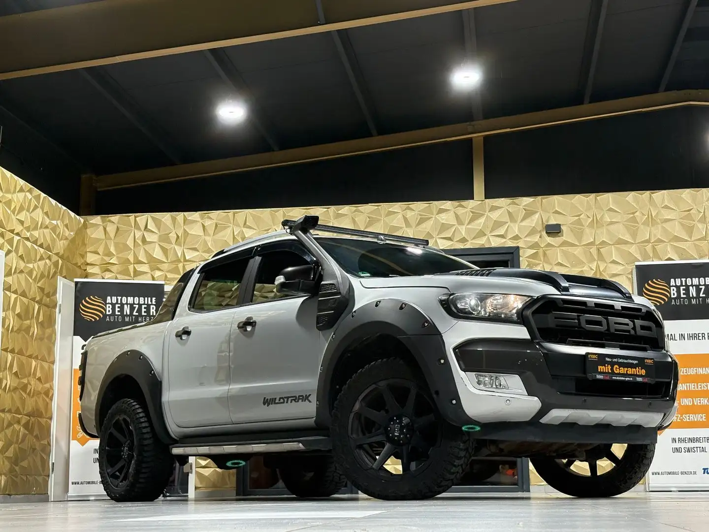 Ford Ranger Wildtrak Doppelkabine 4x4/20ZOLL/XXL/ACC/ Silber - 1