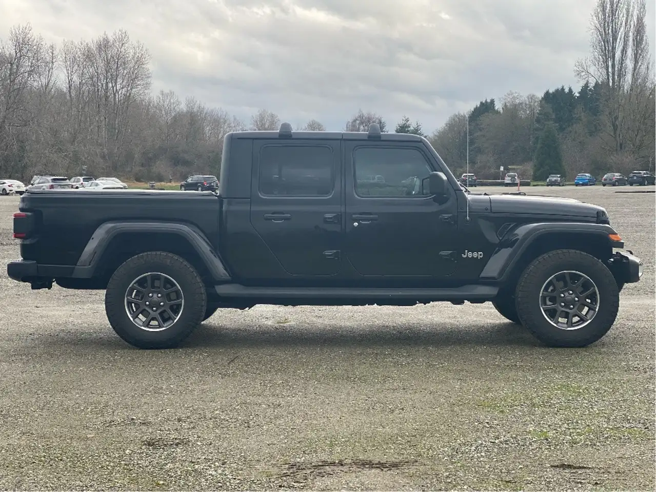 Jeep Gladiator снимка Jeep Gladiator