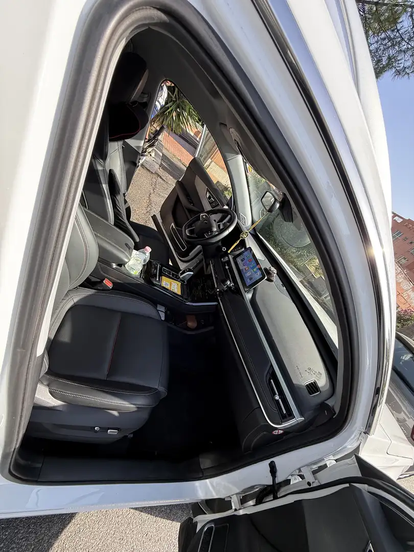 DR Automobiles DR6.0 - 2