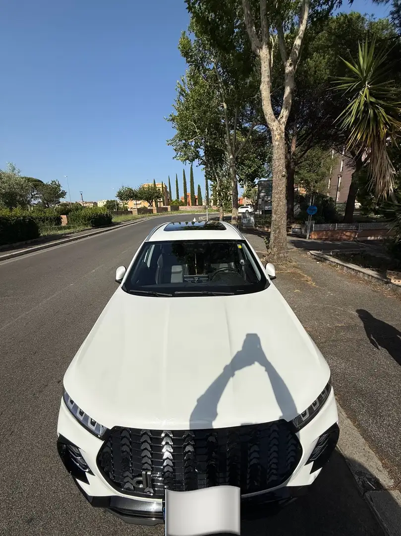 DR Automobiles DR6.0 - 1