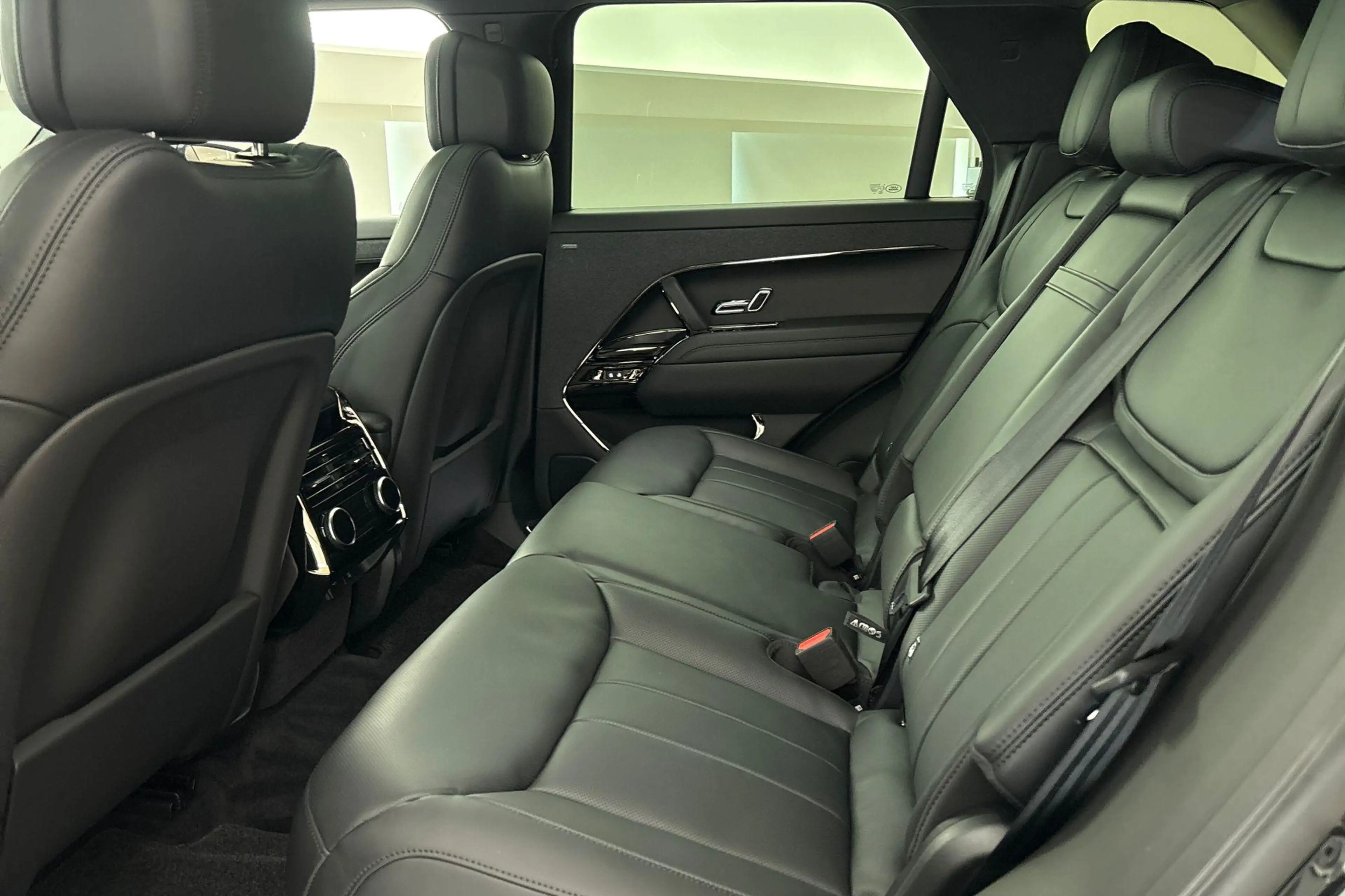 Land Rover Range Rover Sport P460e SANTORINI MOMENTUM EDITION | 23 INCH | PANO — photo 24