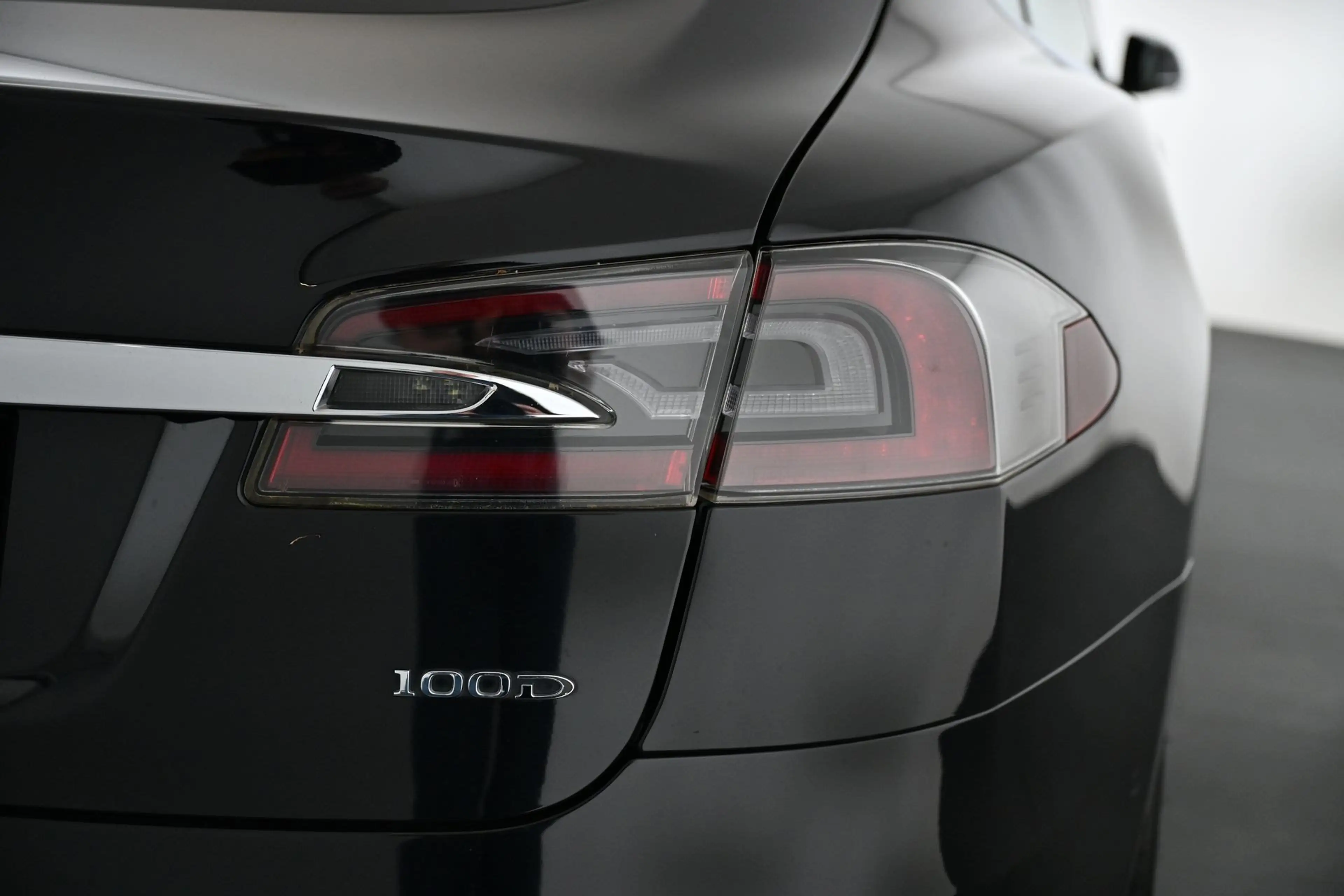 Tesla Model S 100D Dual  100 kWh — photo 14