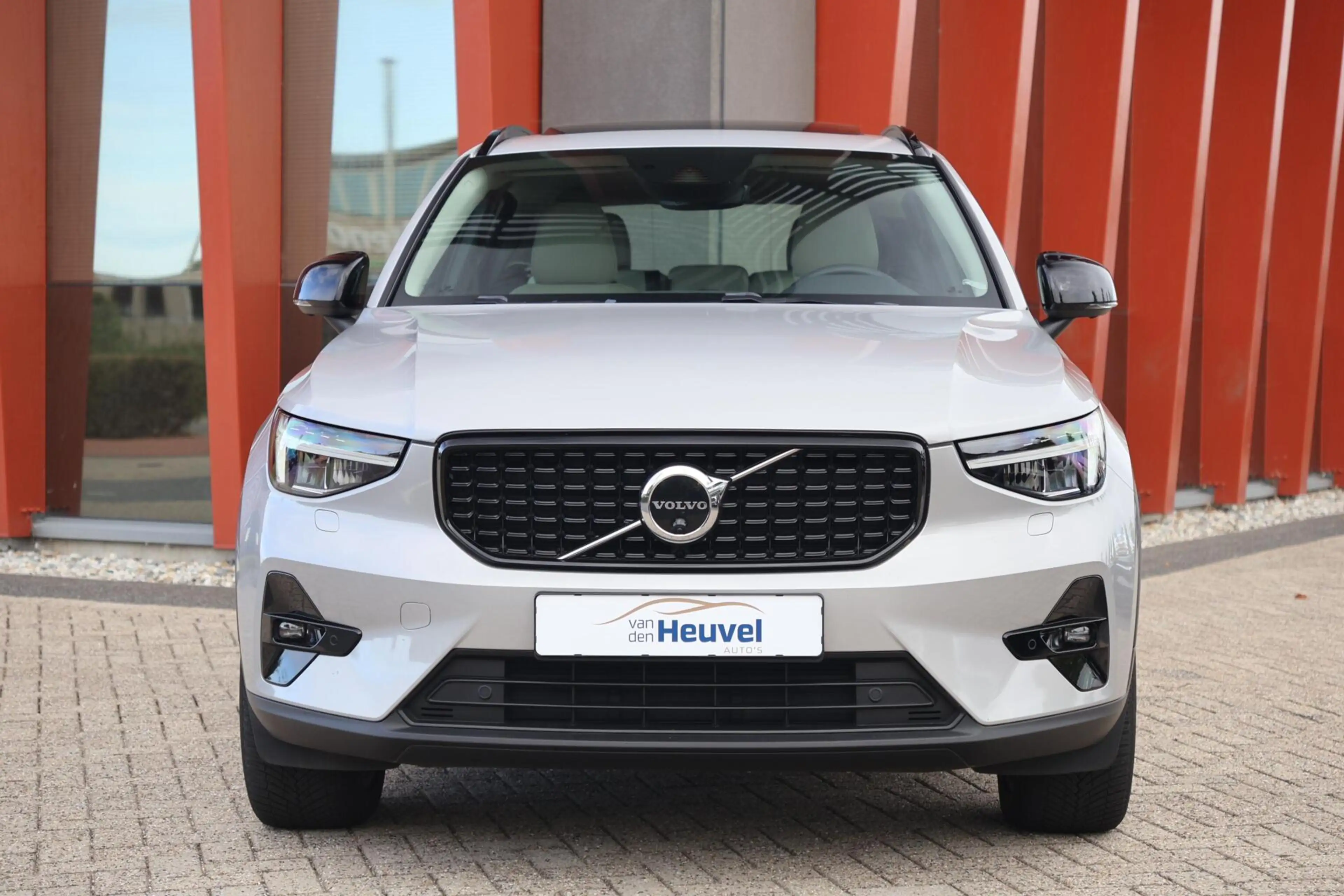 Volvo XC40 T5 Recharge Ultimate Dark | Stoelverwarming | 360° — photo 2