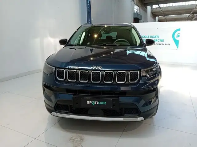 Jeep Compass view 2