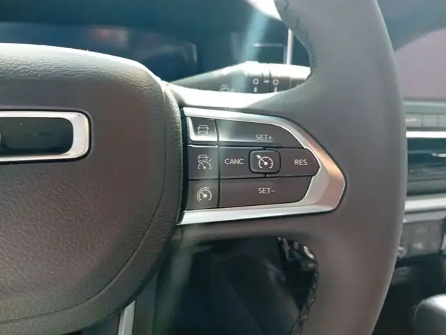 Jeep Compass view 14